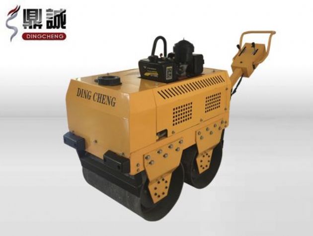 點(diǎn)擊查看詳細(xì)信息<br>標(biāo)題：DC-30C高配手扶式壓路機(jī) 閱讀次數(shù)：11431